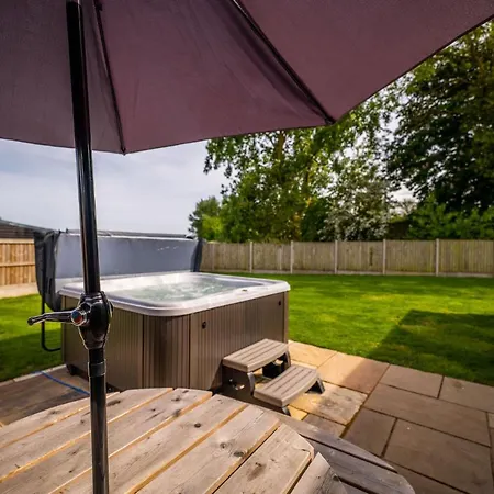 The Stables Villa Halesworth Exterior photo